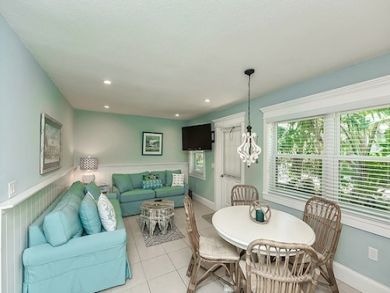 Lower Level Guest Suite steps to beach Lower Level Guest Suite steps to beach